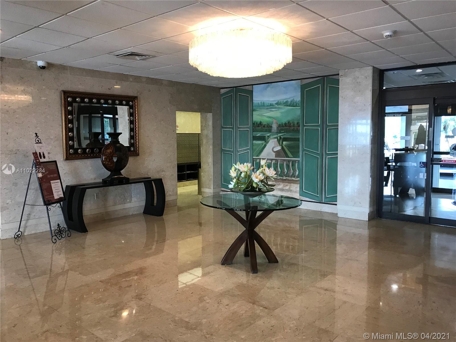 Sunny Isles Beach, FL 33160,300 BAYVIEW #1703