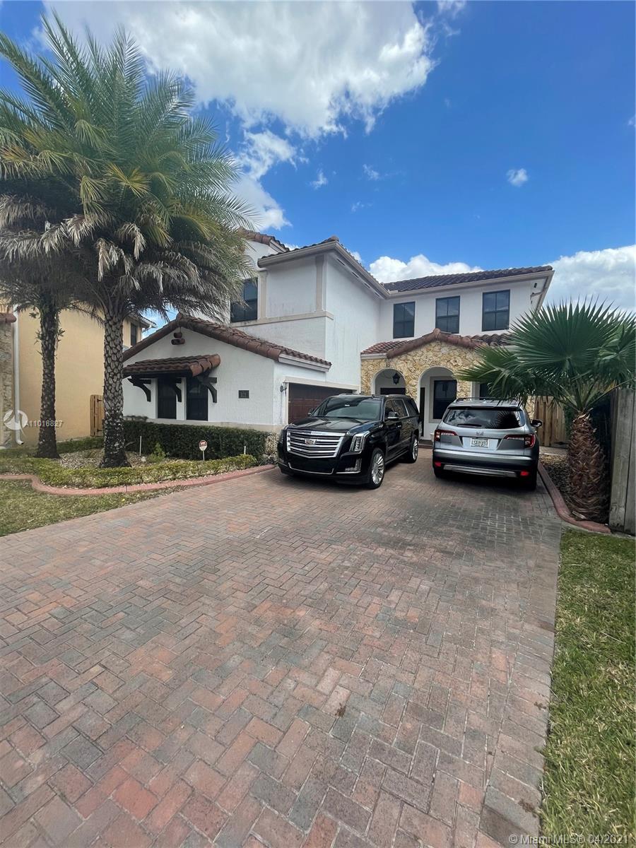 Doral, FL 33172,821 NW 97th Ct