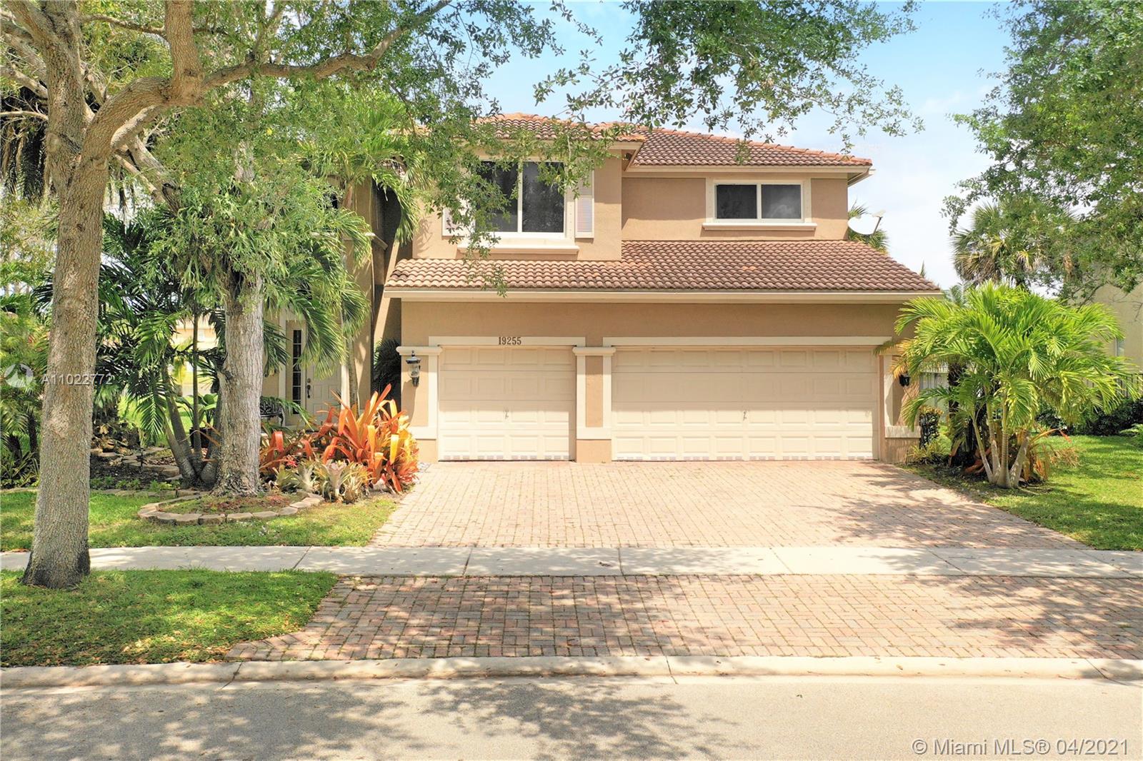 19255 W Hibiscus St, Weston, FL 33332