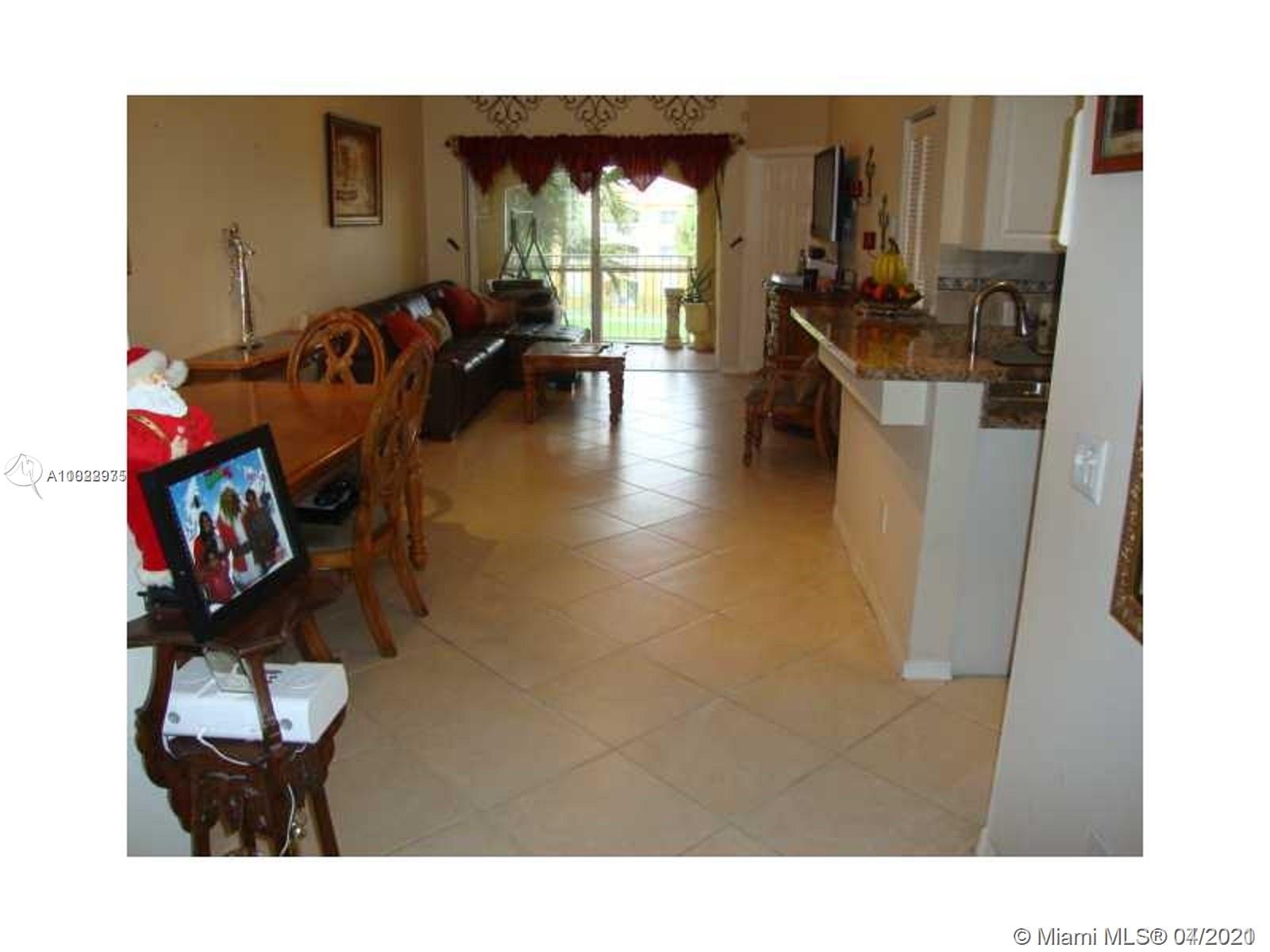 Pembroke Pines, FL 33024,9645 NW 1st Ct #1-304