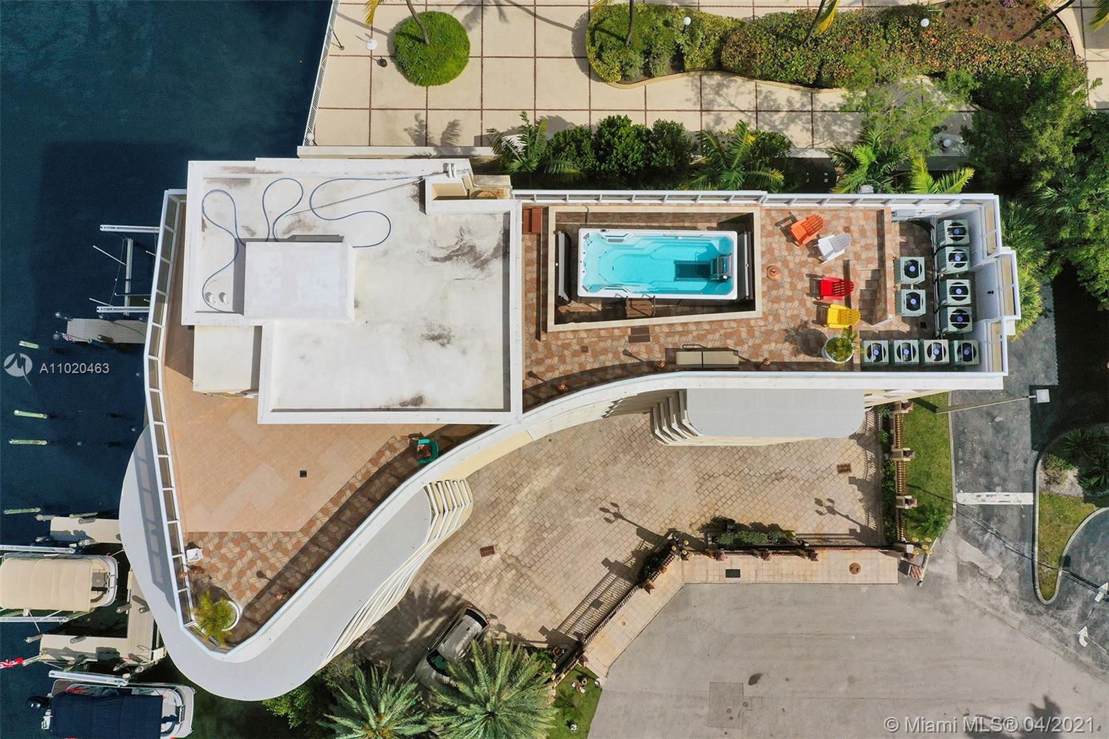 Hollywood, FL 33019,12 Seacrest Pkwy #1