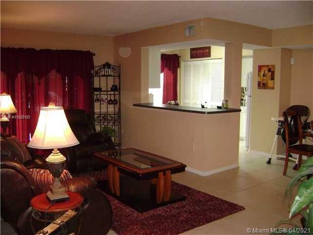 Pembroke Pines, FL 33024,9640 NW 2nd St #5-107