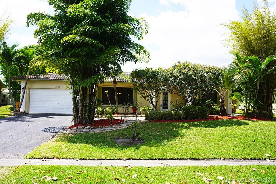 2566 NW 121st Dr, Coral Springs, FL 33065