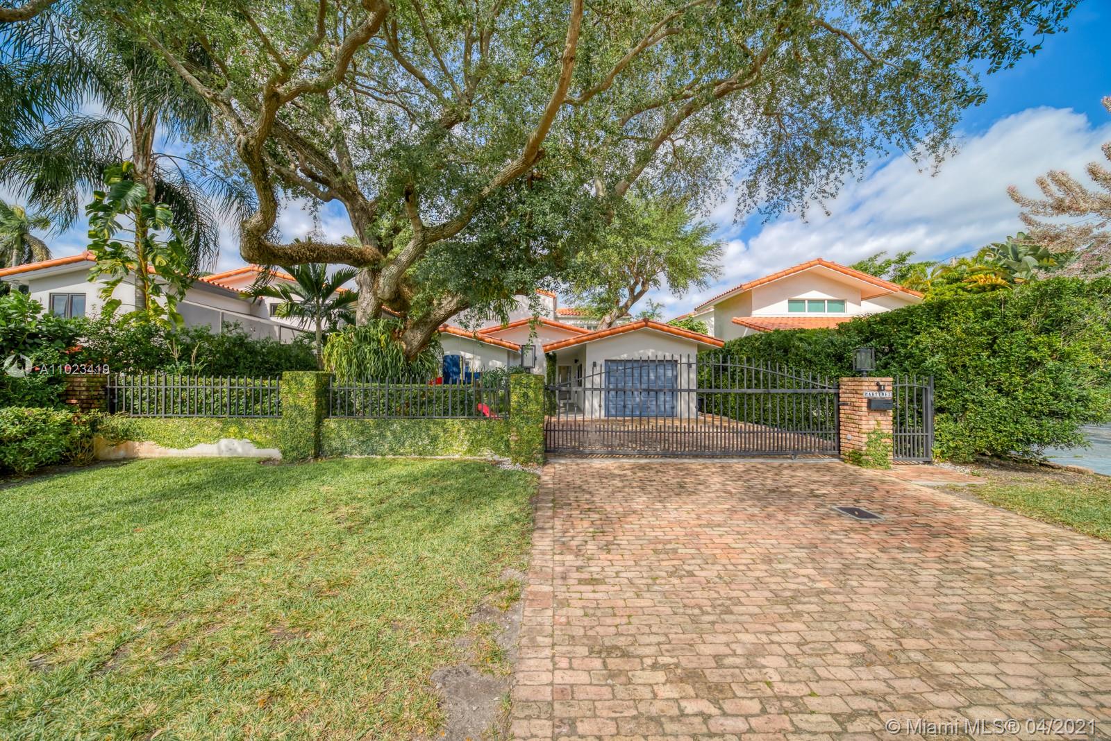 Coral Gables, FL 33146,4030 Alhambra Cir