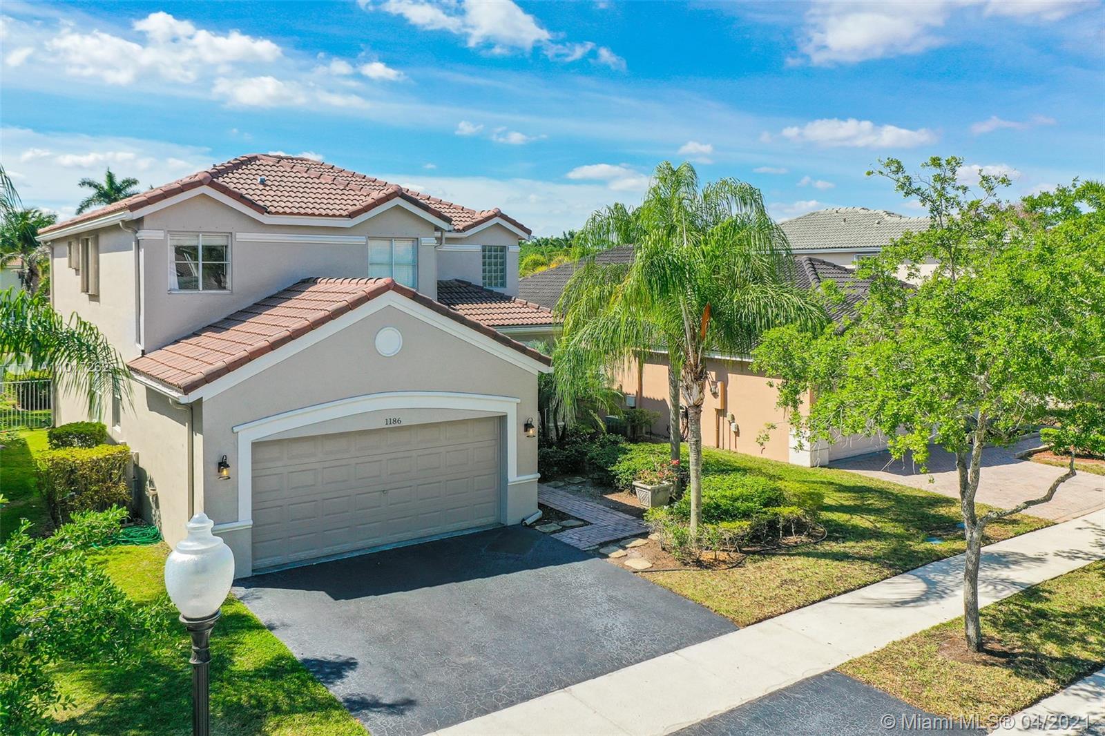 Weston, FL 33327,1186 Chinaberry Dr