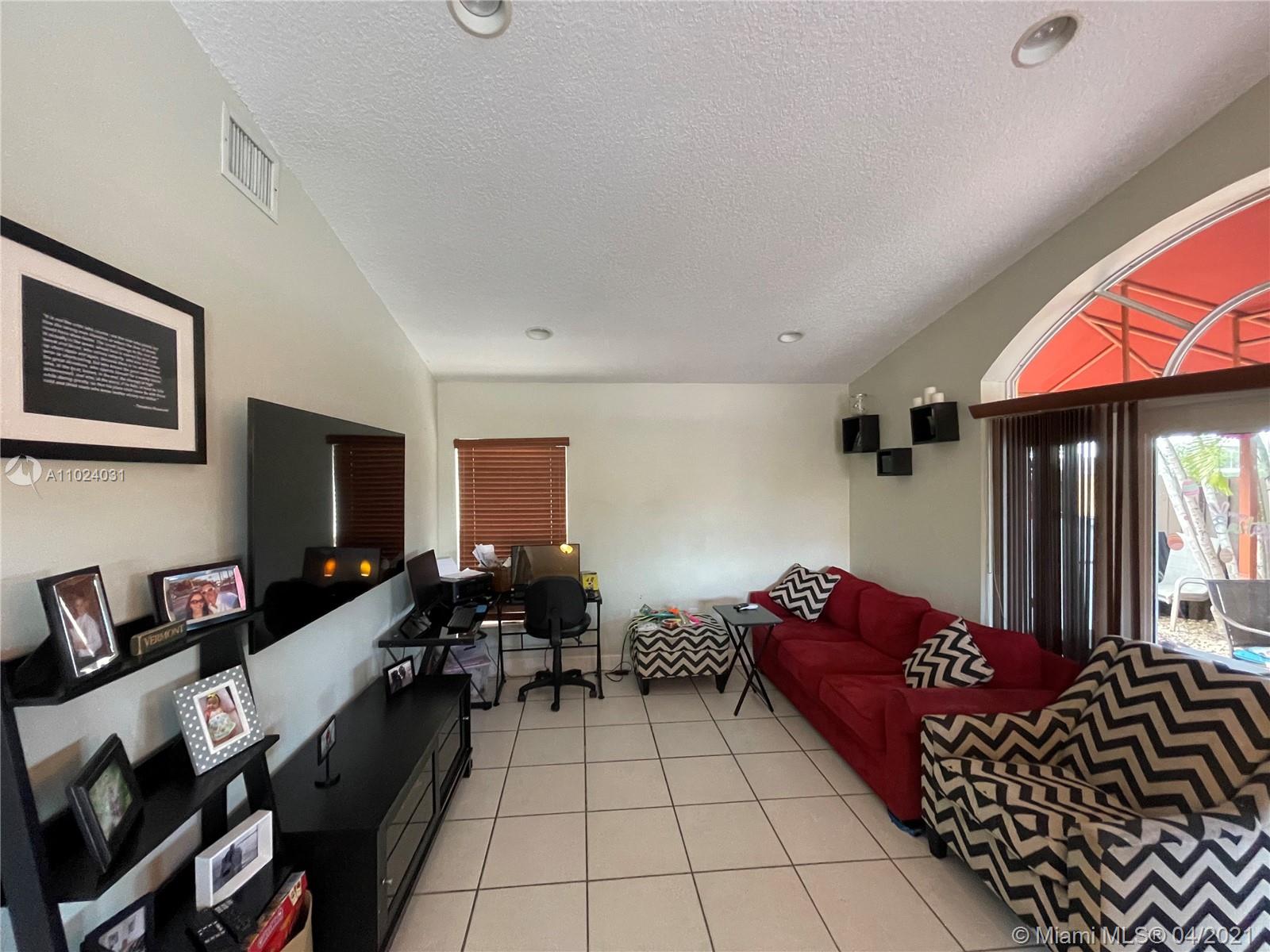 Miami, FL 33193,8450 SW 161st Pl