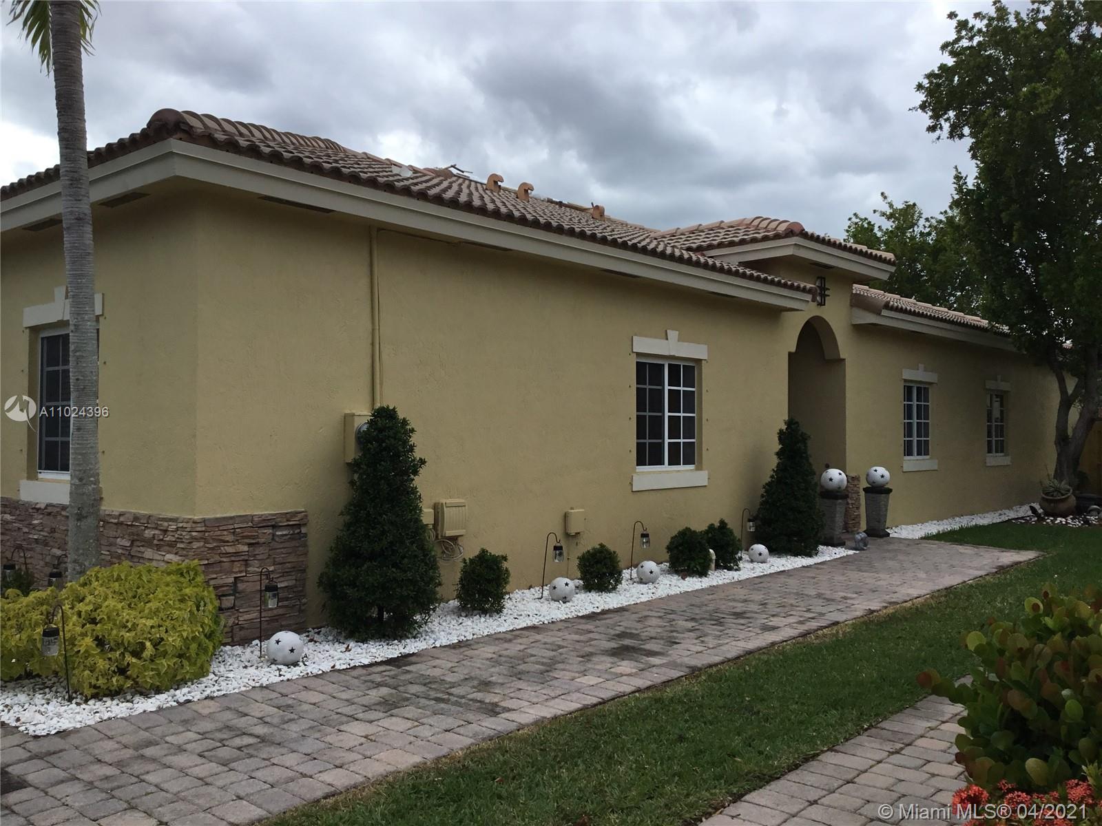 3353 NE 11th Dr, Homestead, FL 33033