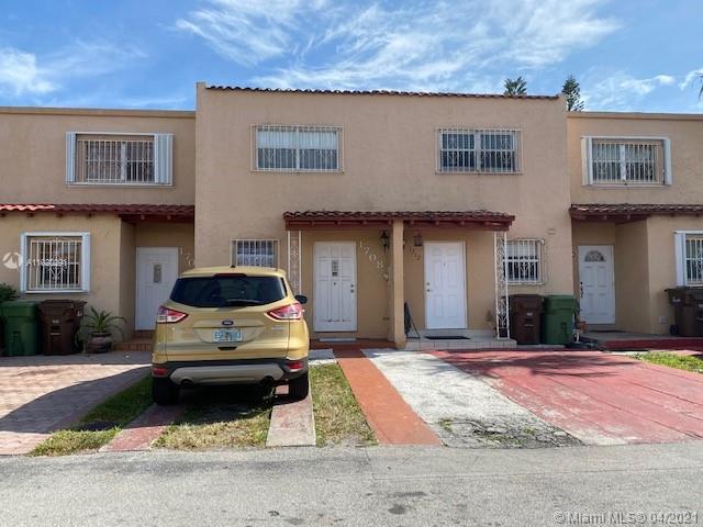 Hialeah, FL 33012,1708 W 56th Ter #810