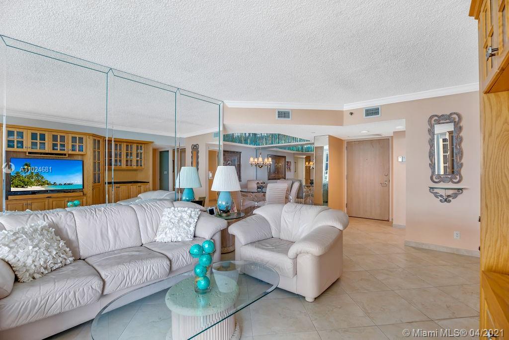 Sunny Isles Beach, FL 33160,16425 Collins Ave #1212