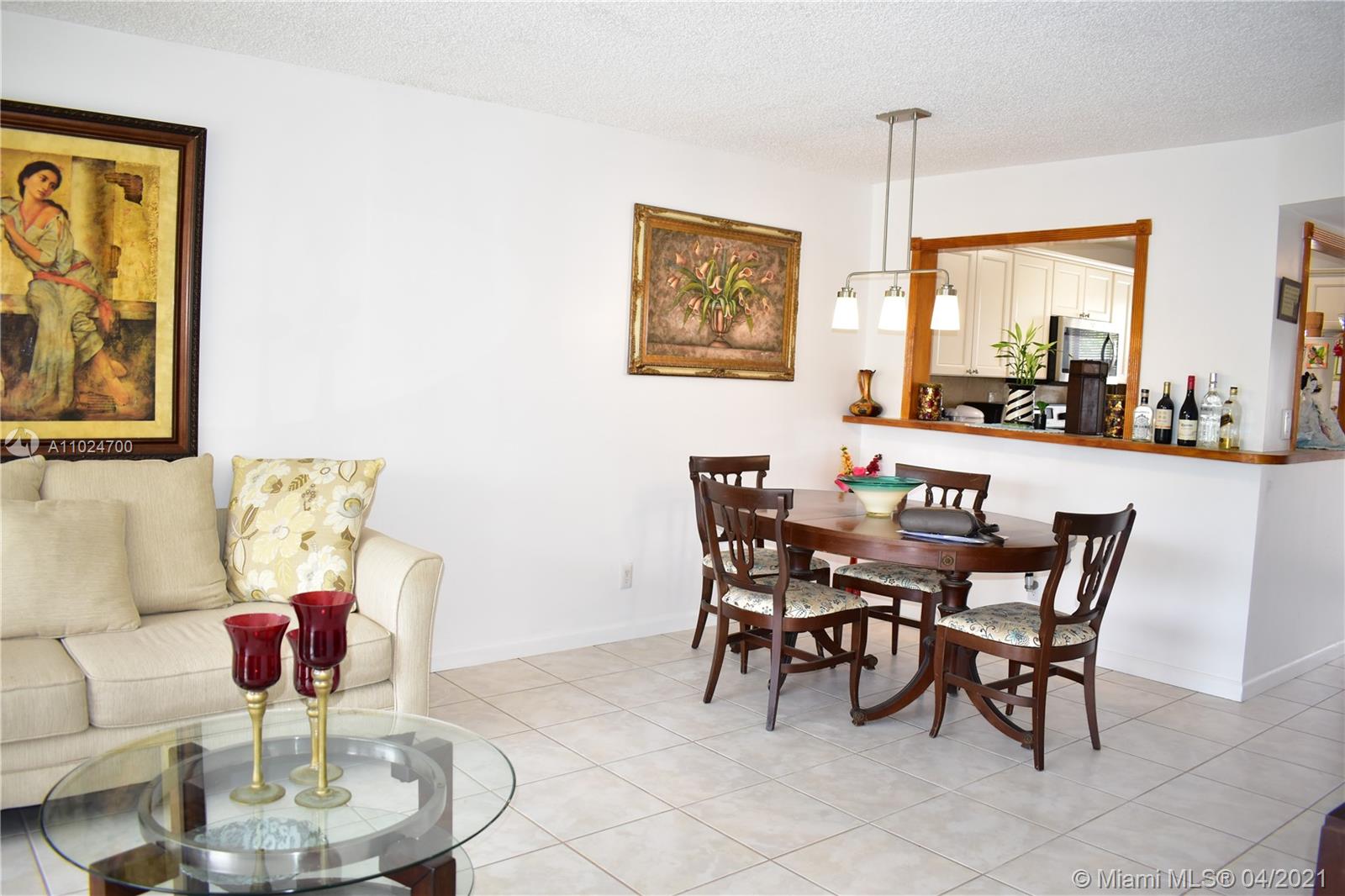 Sunrise, FL 33322,9281 Sunrise Lakes Blvd #209