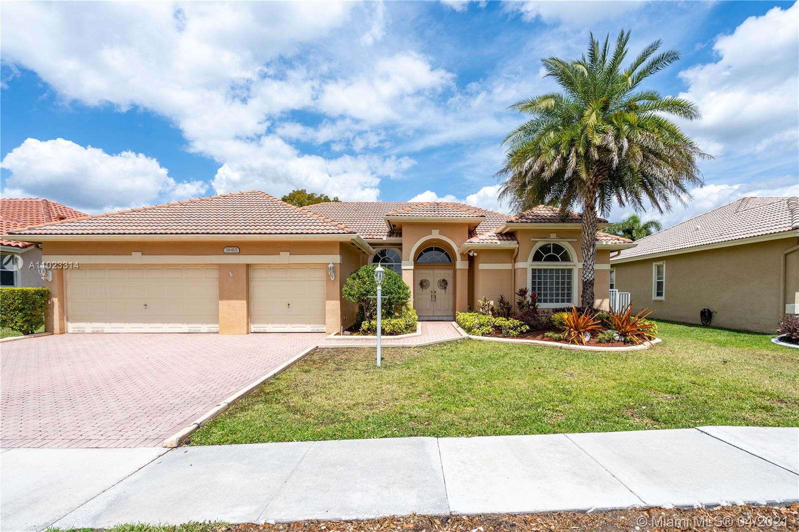 Pembroke Pines, FL 33331,16415 N Mariposa Cir N