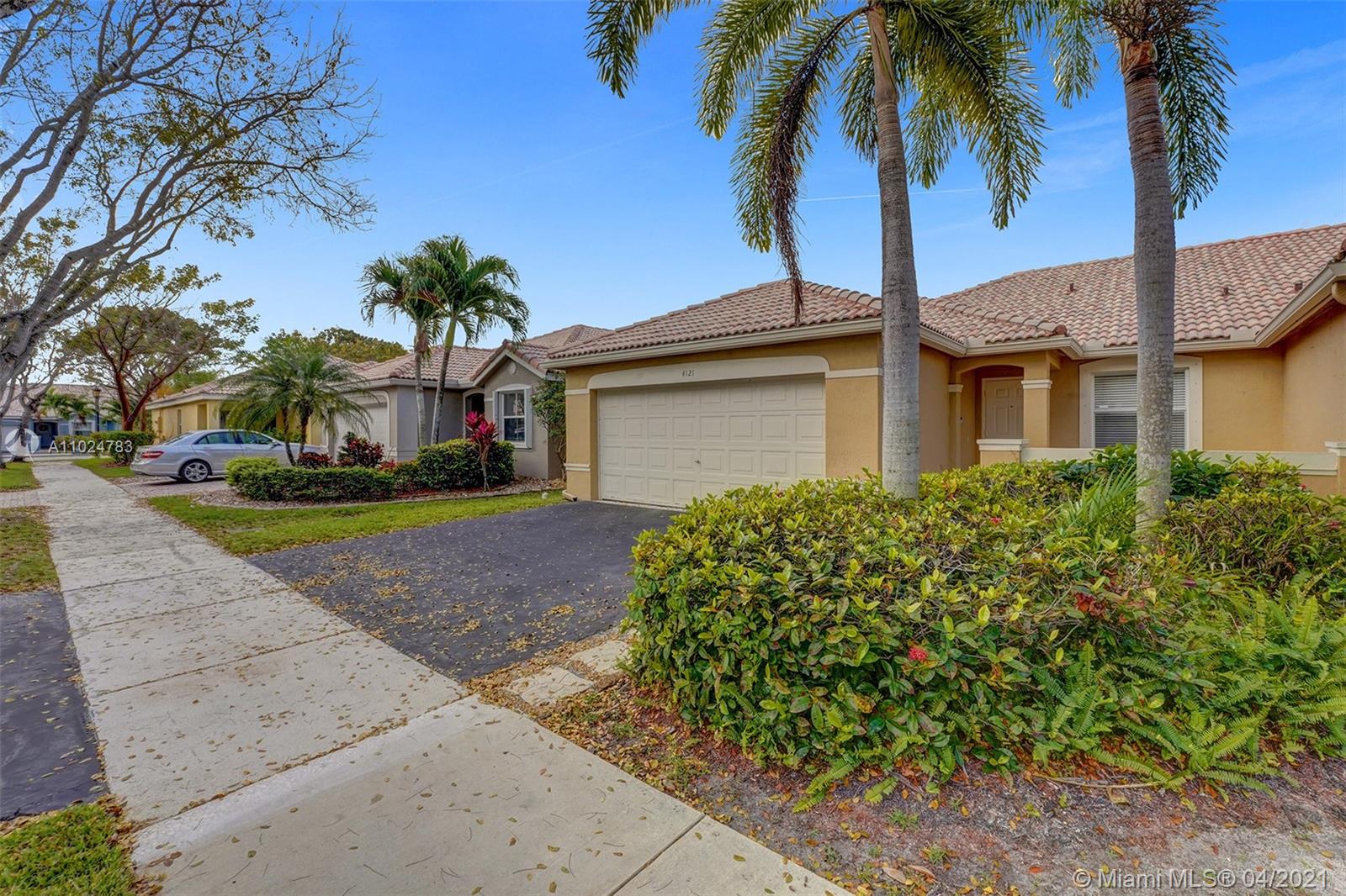 Weston, FL 33331,4121 Pine Ridge Ln