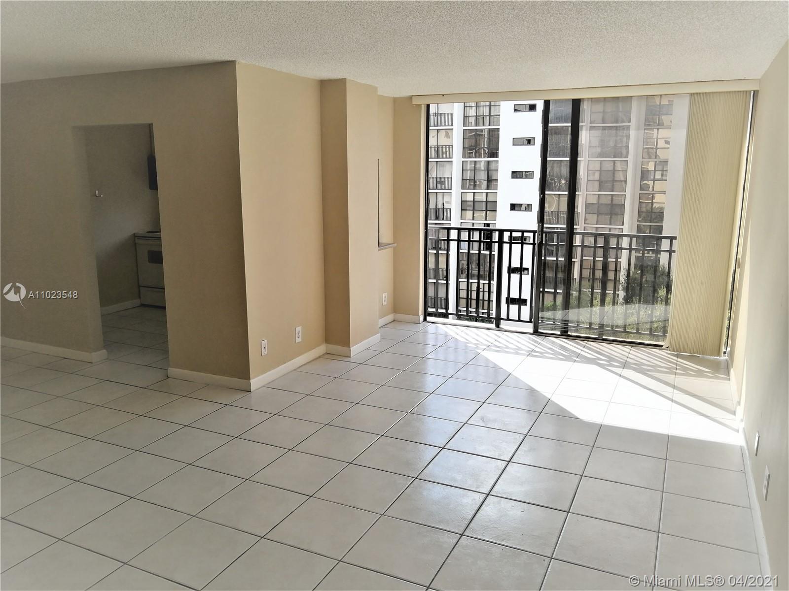 Sunny Isles Beach, FL 33160,16919 N Bay Rd #618