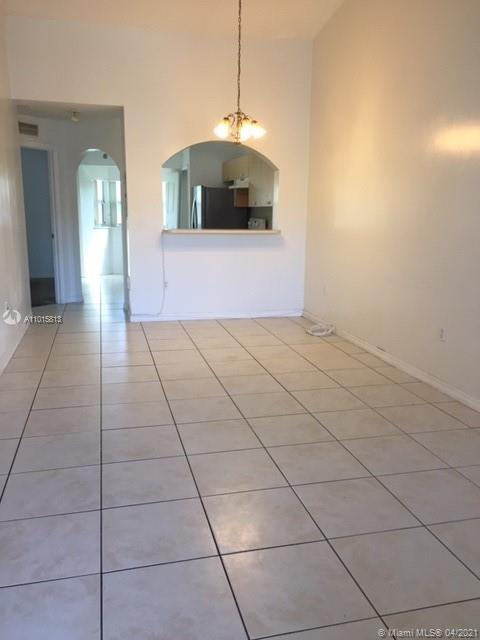 Homestead, FL 33035,1260 SE 27th St #204