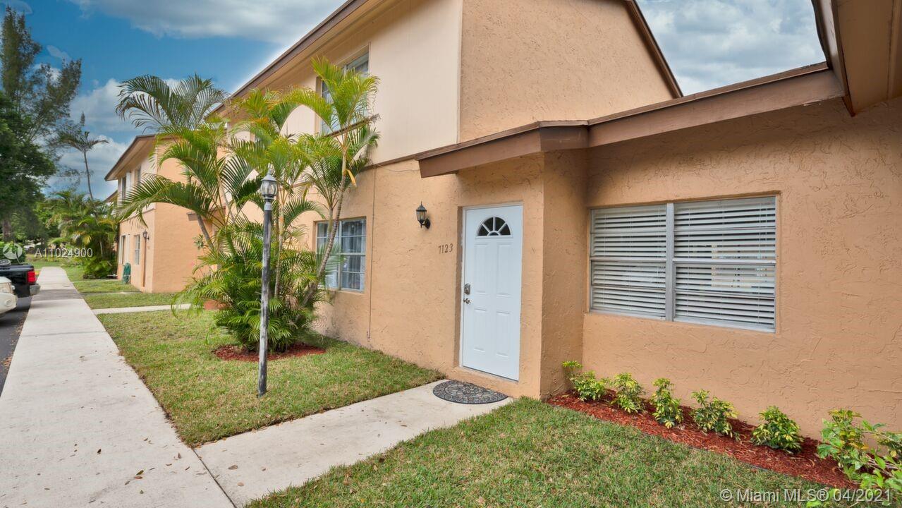 Plantation, FL 33313,7123 W Sunrise Blvd #7123