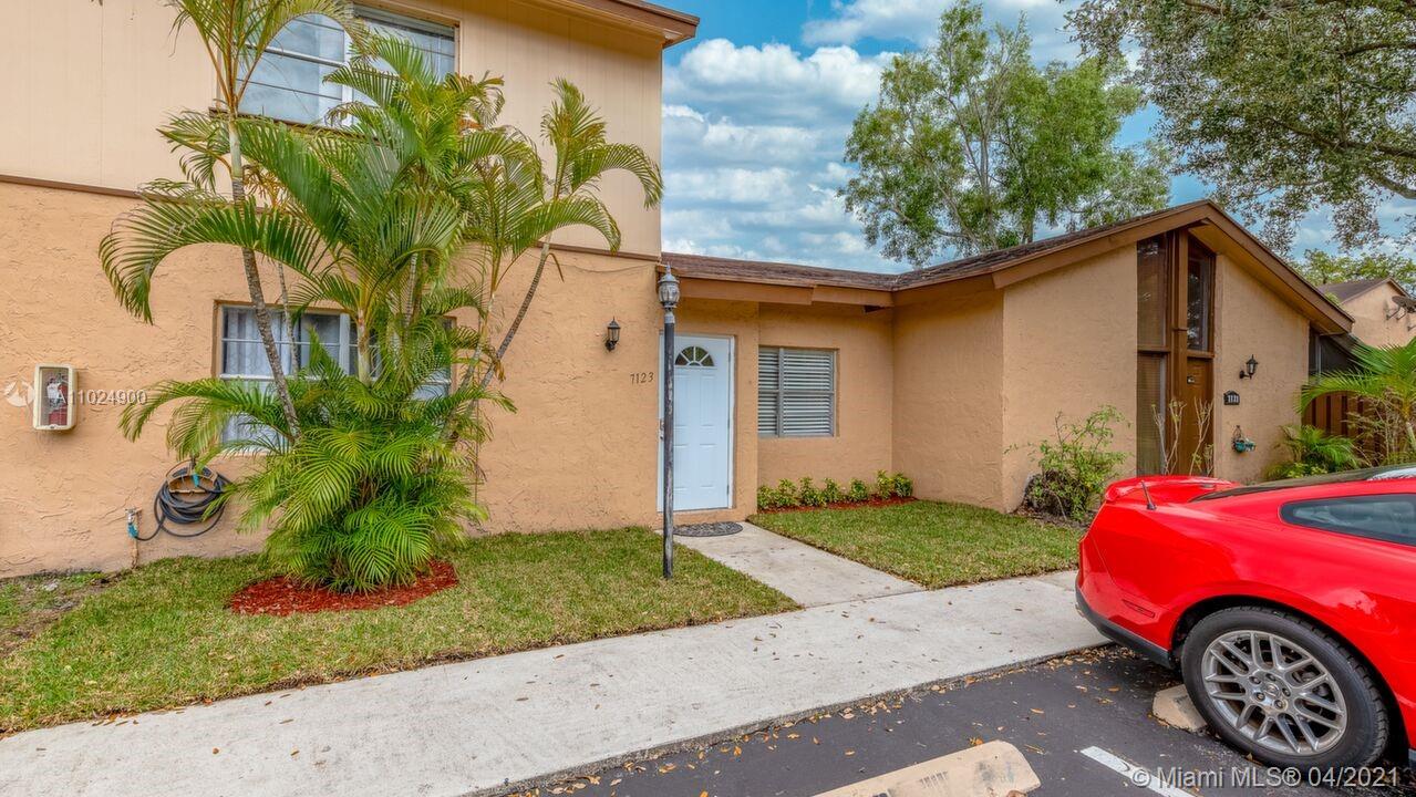 Plantation, FL 33313,7123 W Sunrise Blvd #7123