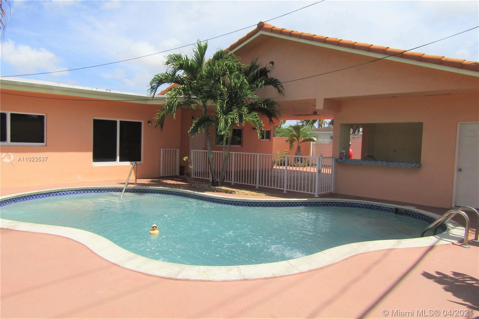 696 E 50th St, Hialeah, FL 33013