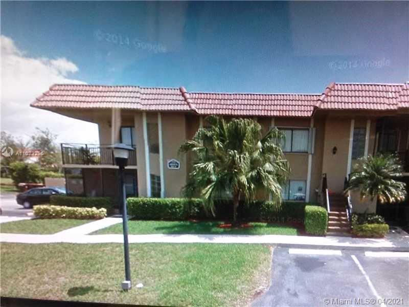 Weston, FL 33326,342 Lakeview Dr #201