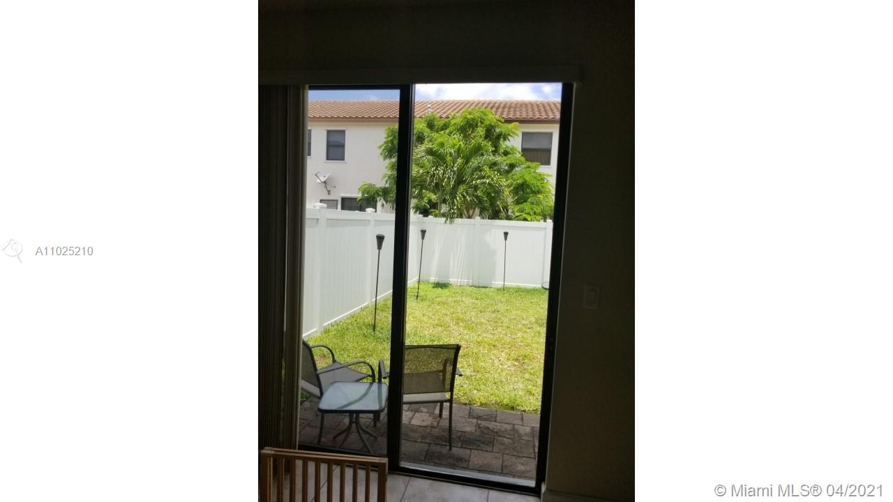 Hialeah, FL 33018,3307 W 89th Ter