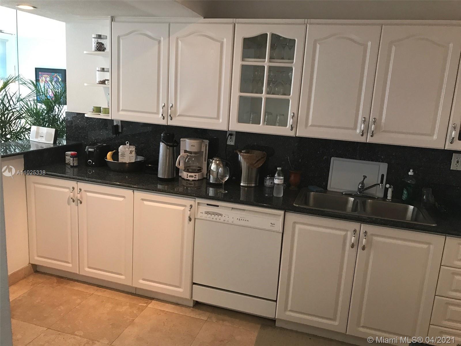 100 Lincoln Rd 1611, Miami Beach, Florida 33139, 2 Bedrooms Bedrooms, ,2 BathroomsBathrooms,Residentiallease,For Rent,100 Lincoln Rd 1611,A11025338