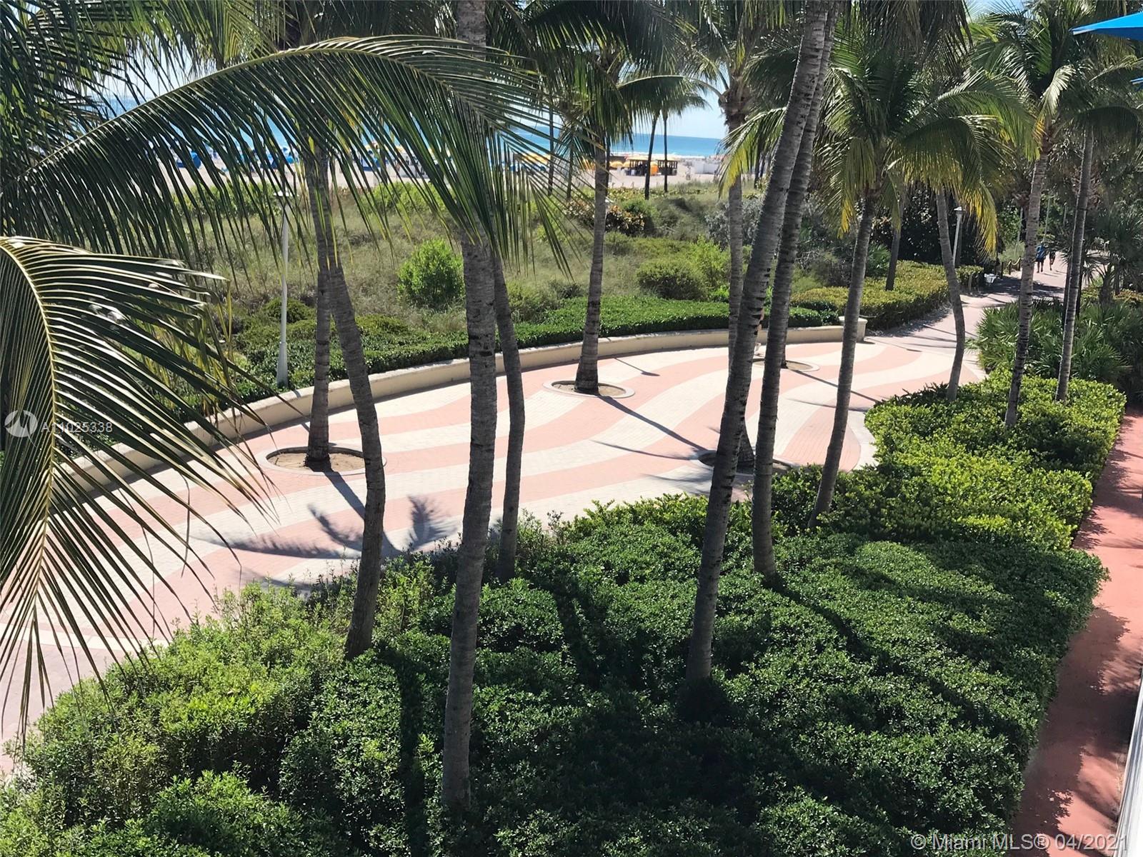 100 Lincoln Rd 1611, Miami Beach, Florida 33139, 2 Bedrooms Bedrooms, ,2 BathroomsBathrooms,Residentiallease,For Rent,100 Lincoln Rd 1611,A11025338