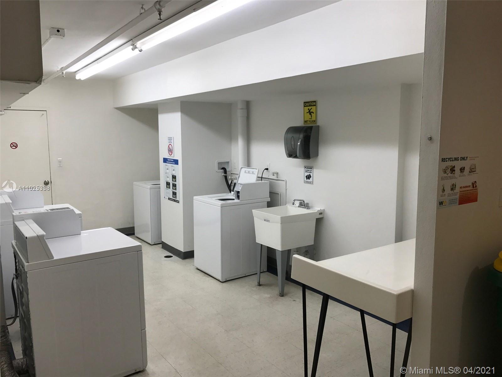 100 Lincoln Rd 1611, Miami Beach, Florida 33139, 2 Bedrooms Bedrooms, ,2 BathroomsBathrooms,Residentiallease,For Rent,100 Lincoln Rd 1611,A11025338
