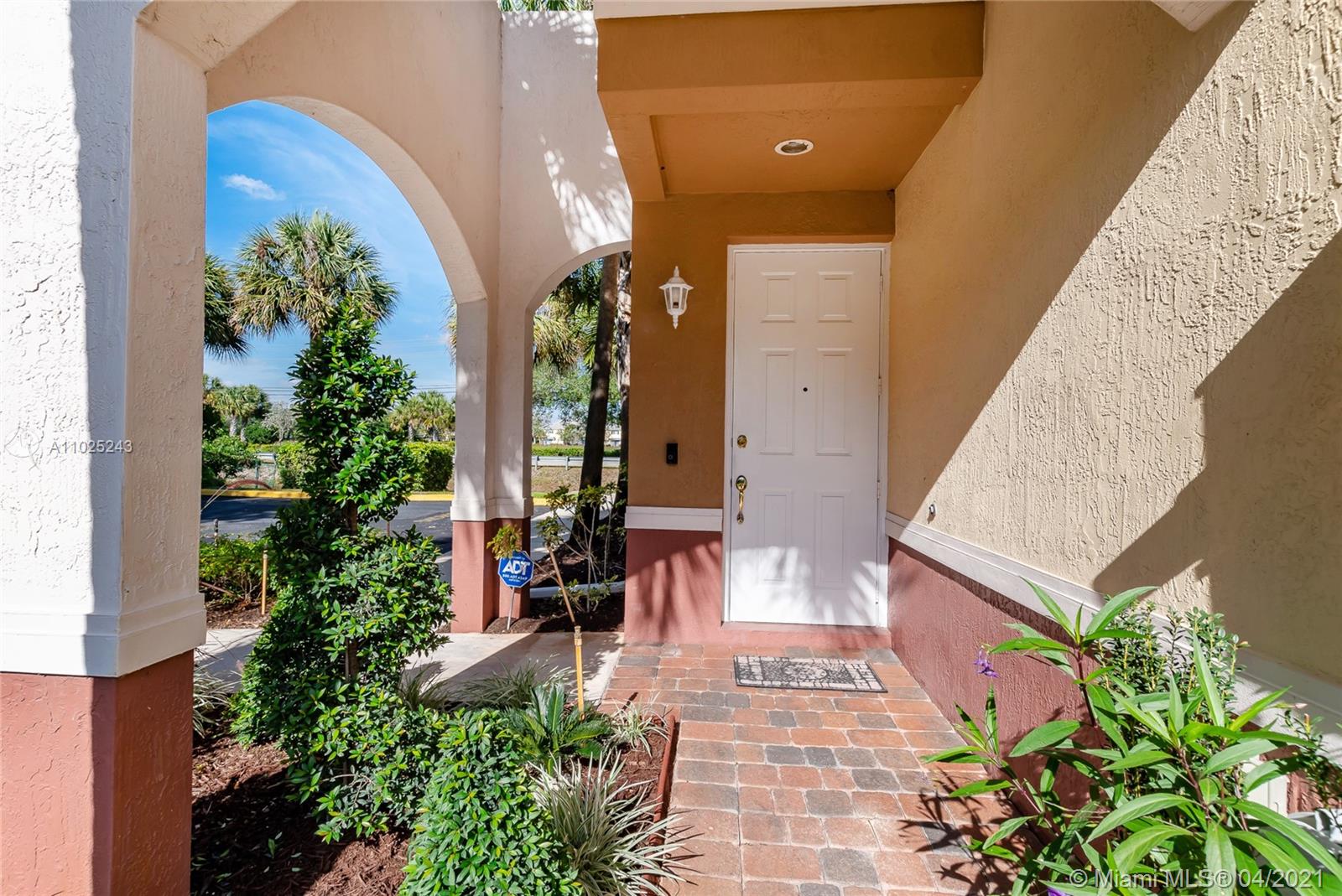 Davie, FL 33314,4677 SW 75th Way #4677