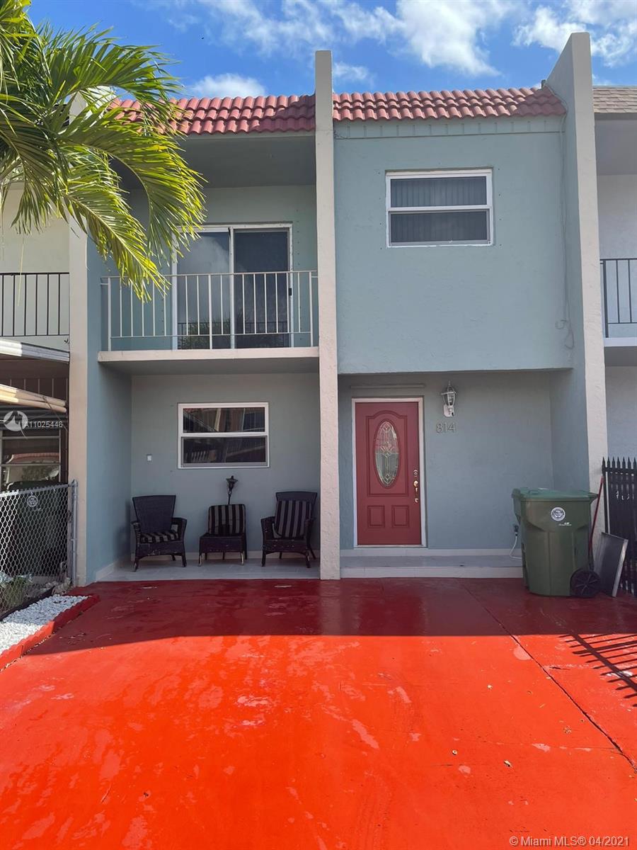 Hialeah, FL 33014,814 W 79th Pl #814