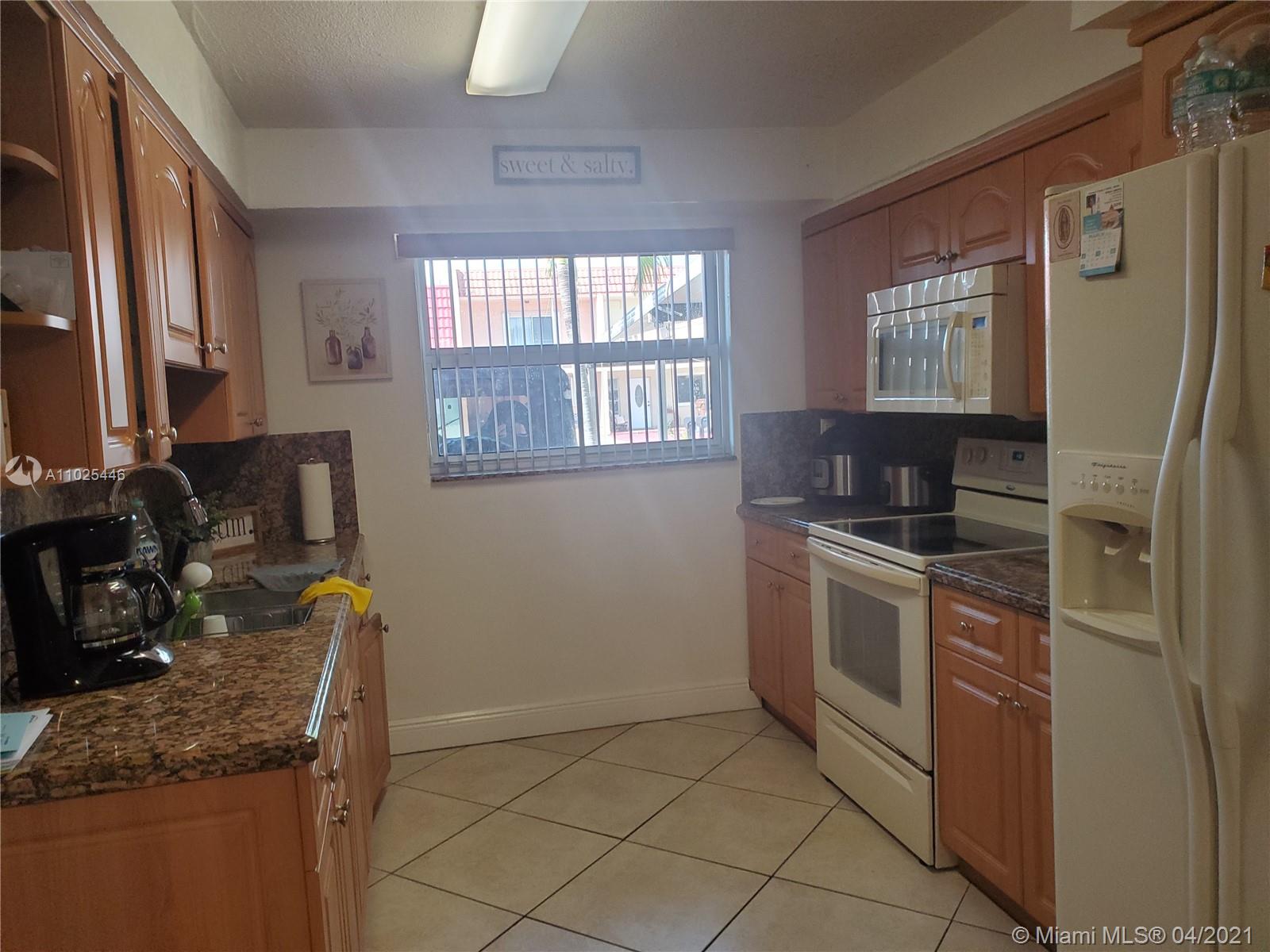 Hialeah, FL 33014,814 W 79th Pl #814