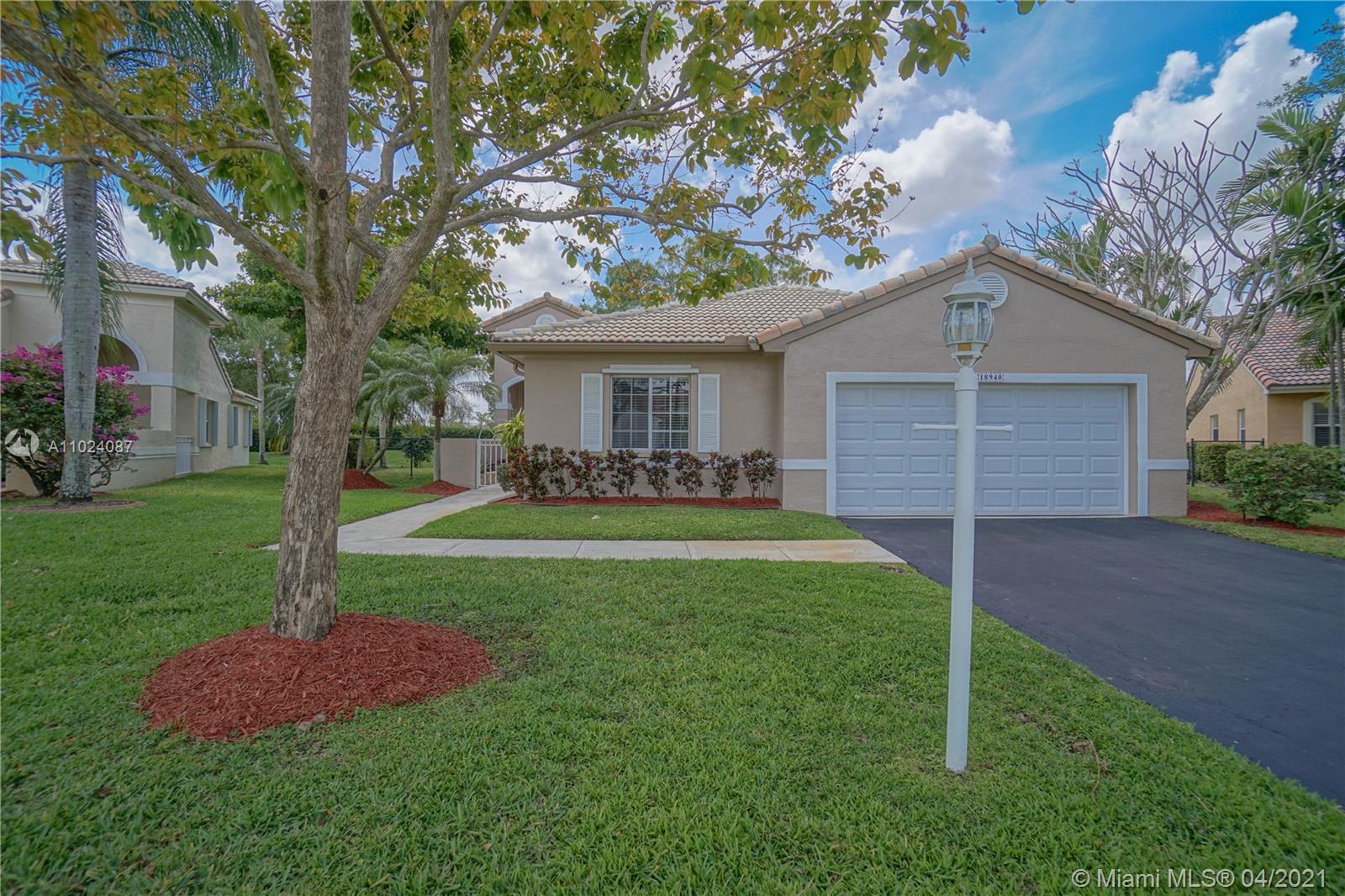 18940 NW 1st St,  Pembroke Pines,  FL 33029