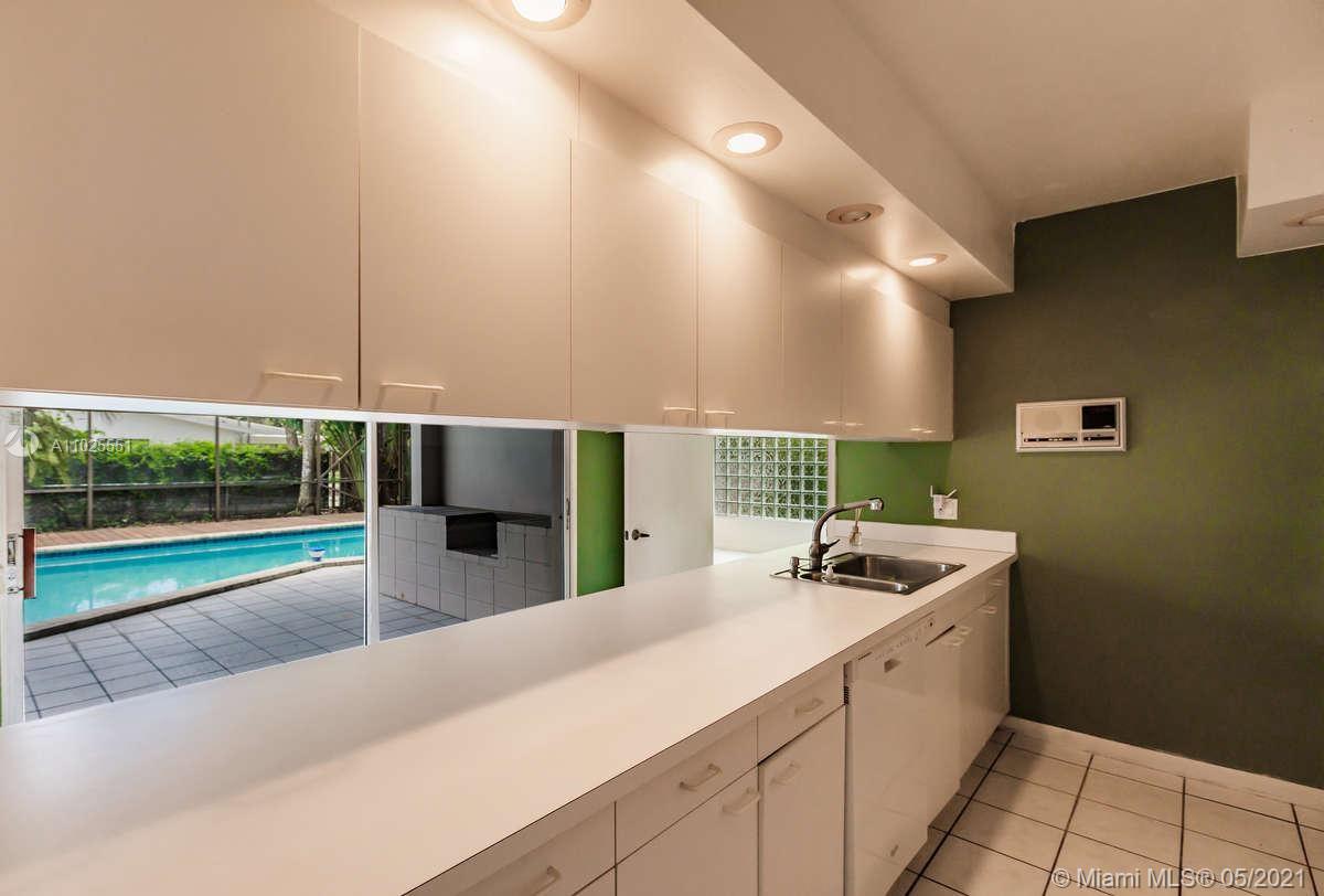 Photo 2 of 9765 110th St in Miami - MLS A11025551