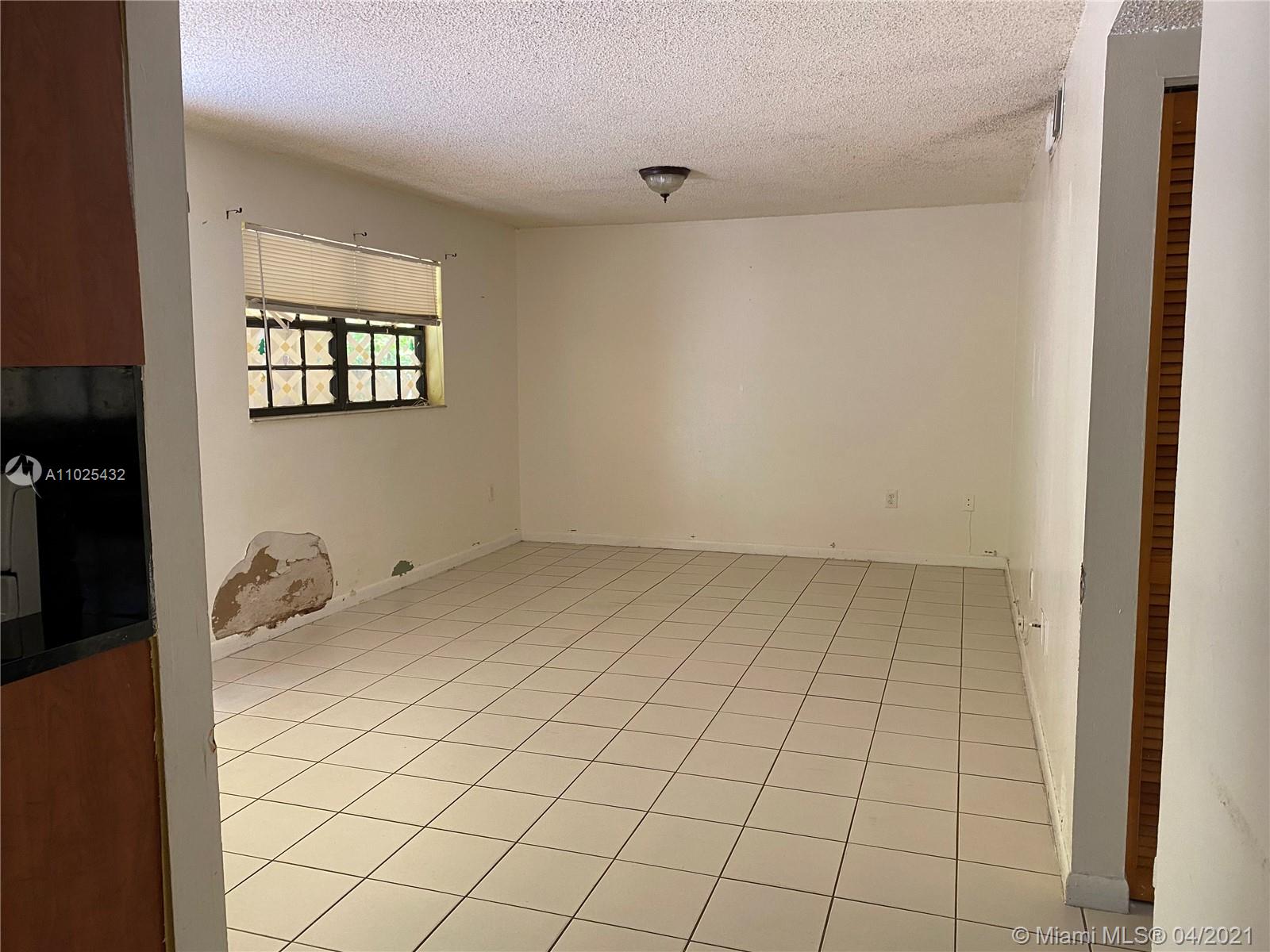 Hialeah, FL 33014,339 W 68th St #103