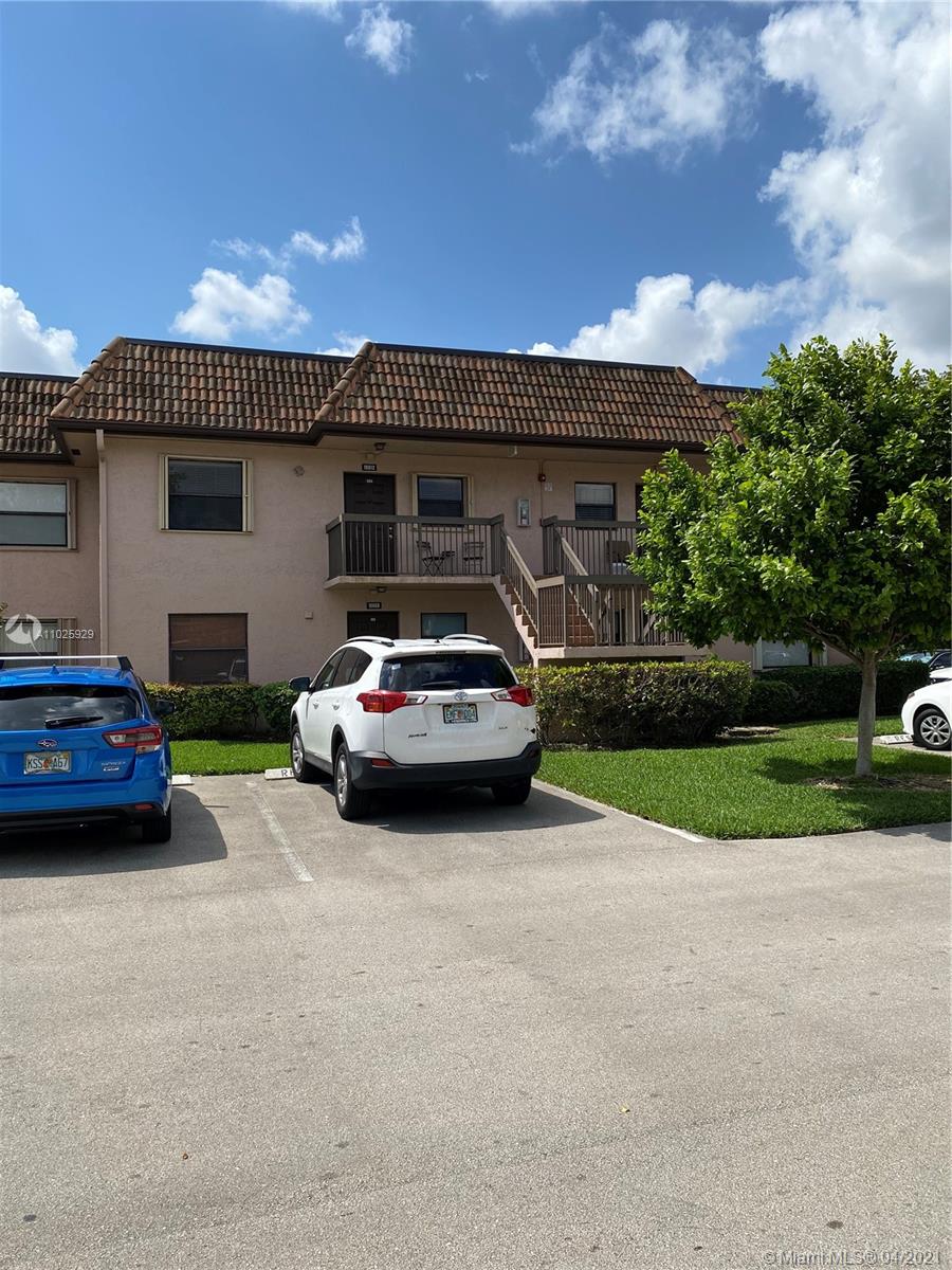 Pembroke Pines, FL 33026,10612 NW 10th St #205