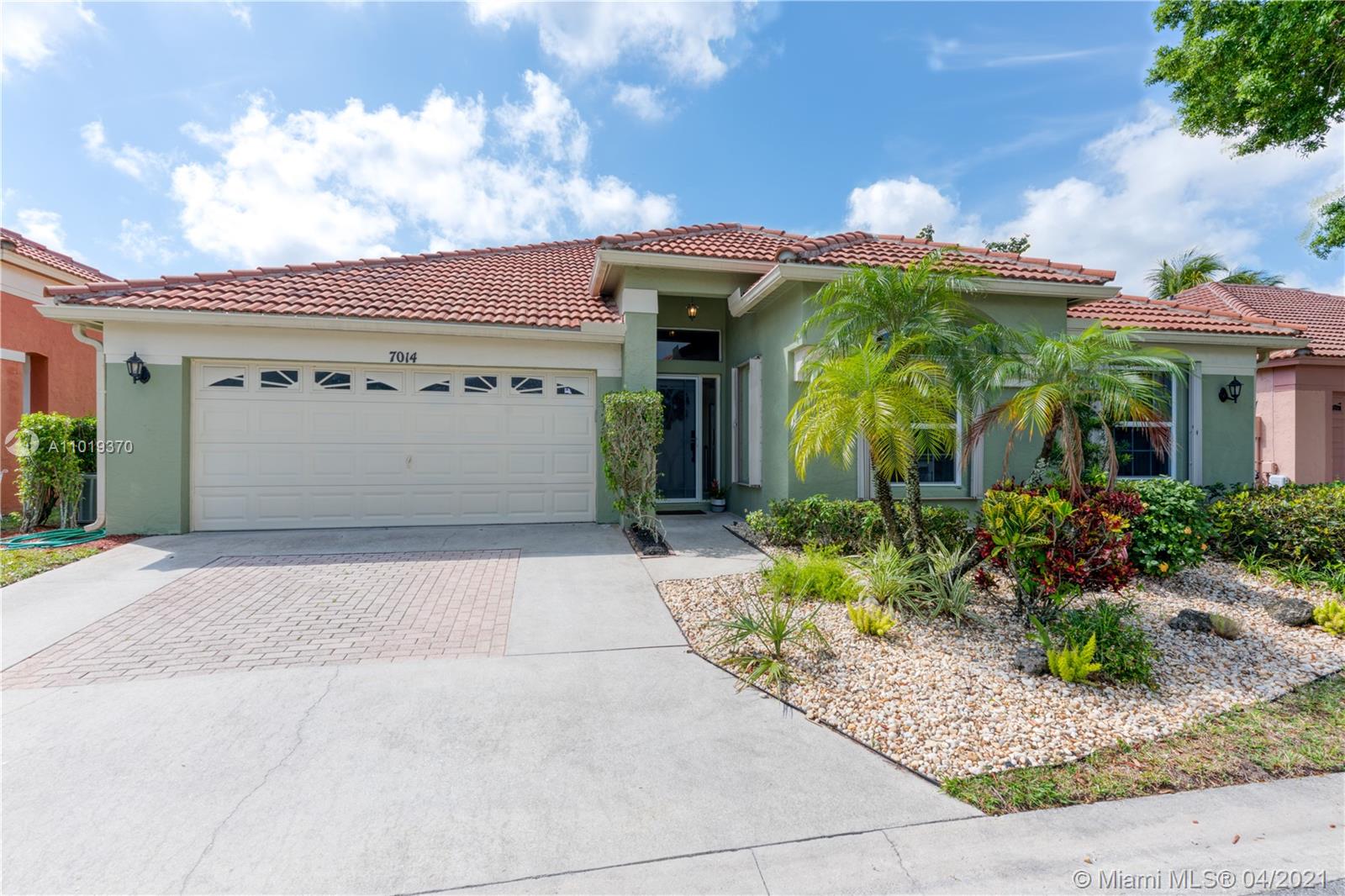 7014 Galleon Cv, Riviera Beach, FL 33418