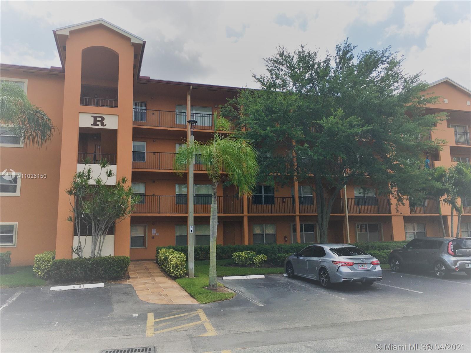 701 SW 141st Ave #305R, Pembroke Pines, FL 33027