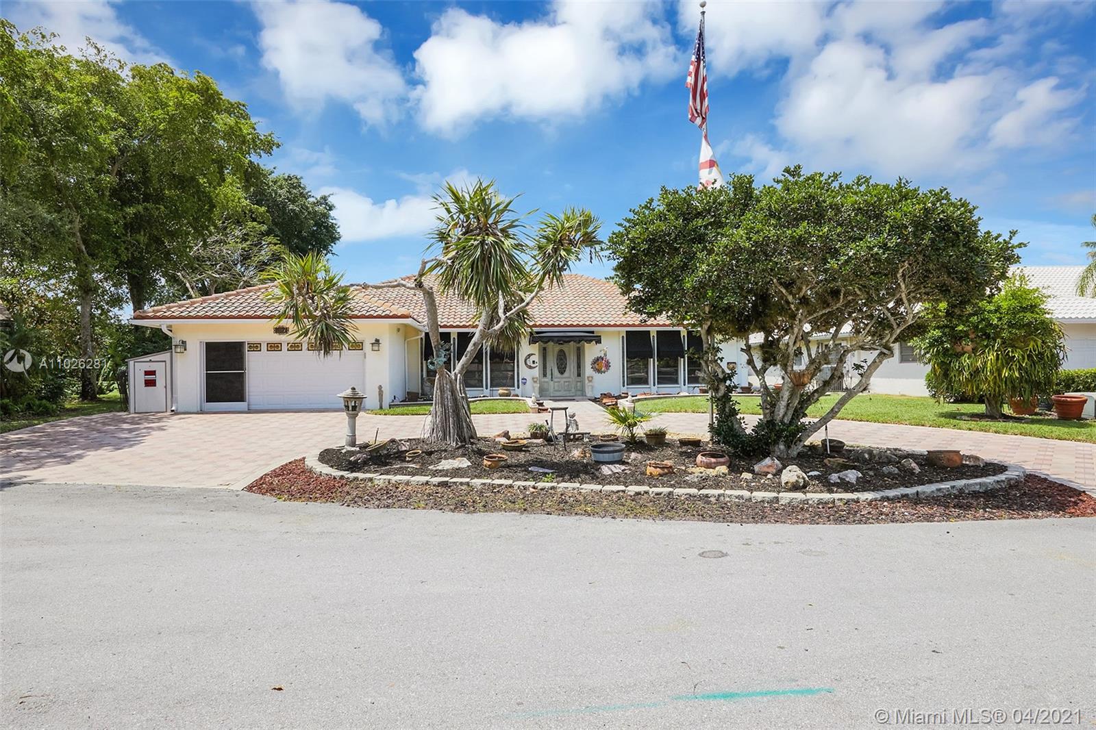 Plantation, FL 33324,731 Conch Shell Mnr