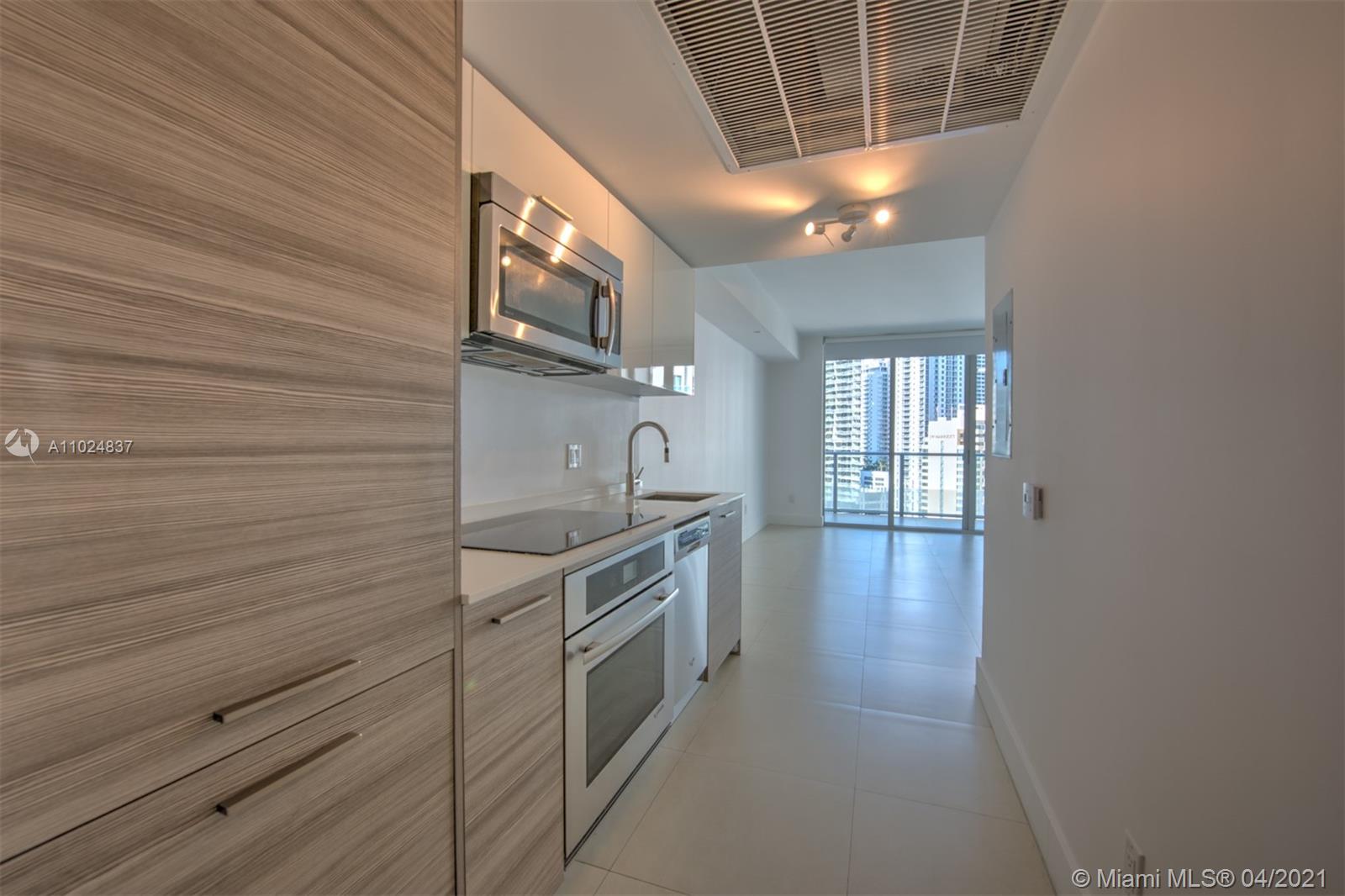 Miami, FL 33131,1300 Brickell Bay Dr #2013