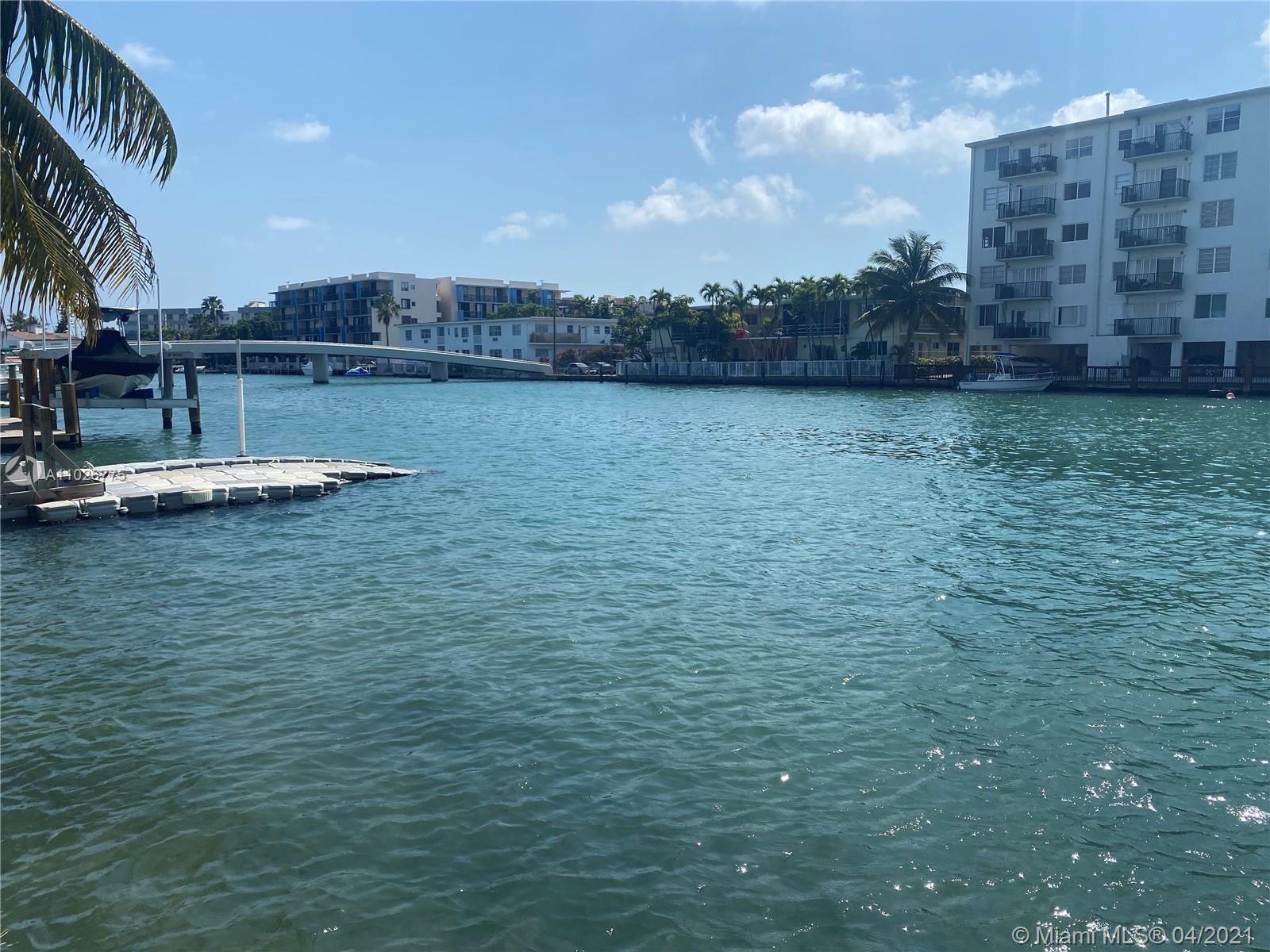 8001 Crespi Blvd #2c, Miami Beach, FL 33141