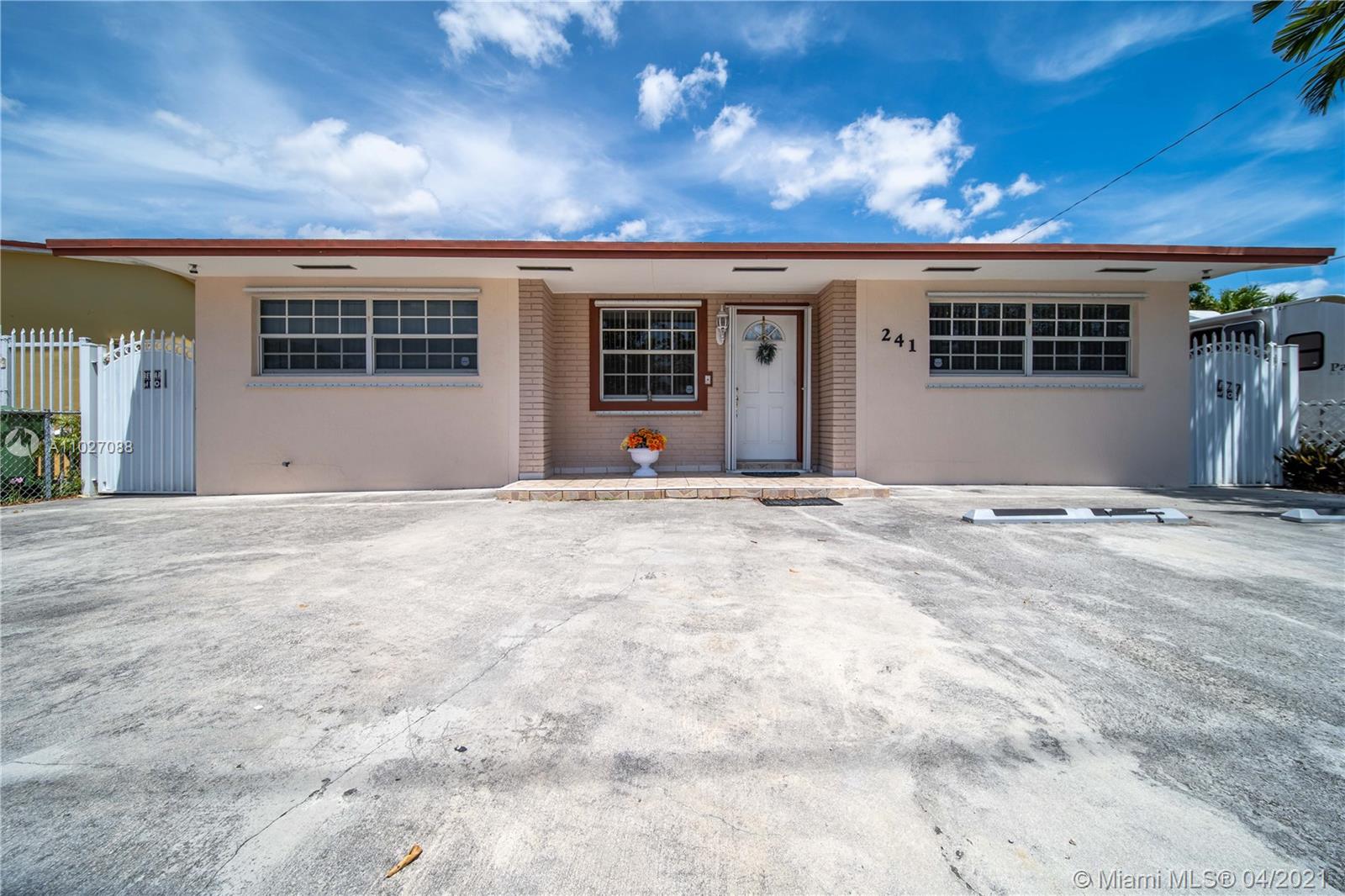 241 E 13th St, Hialeah, FL 33010