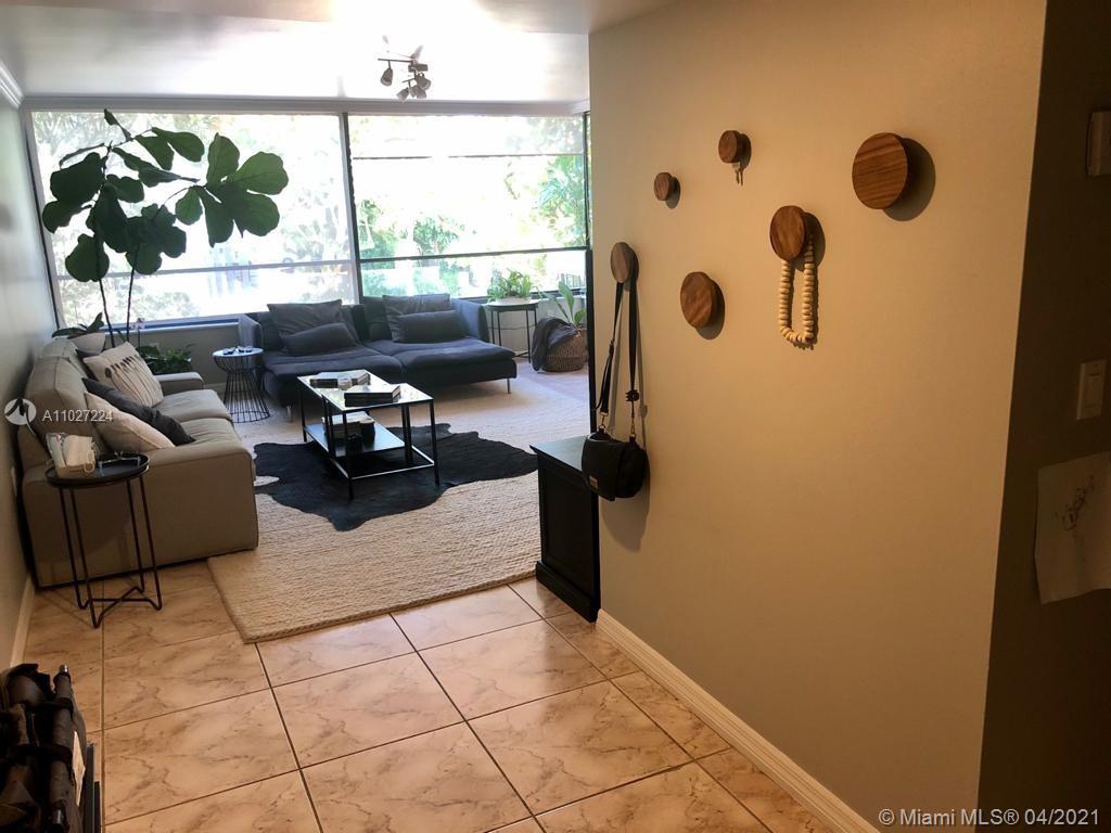 Key Biscayne, FL 33149,150 Sunrise Dr #2B