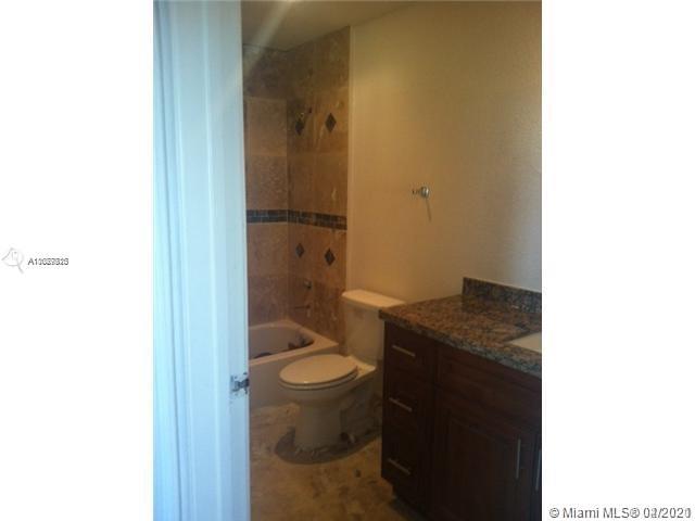 Coral Springs, FL 33071,977 Riverside Dr #237