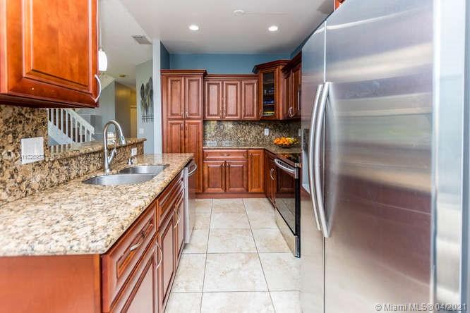 1417 NW 126th Way
