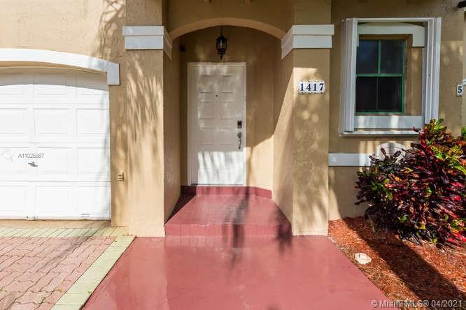 1417 NW 126th Way