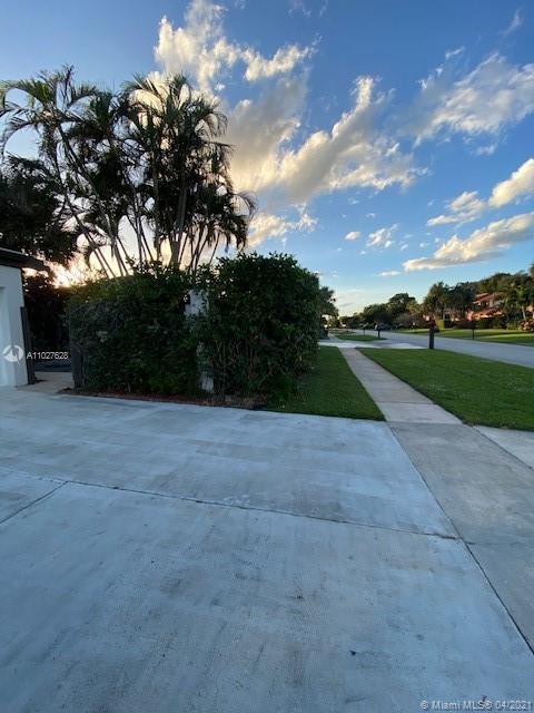 Boynton Beach, FL 33437,5286 Stonybrook Dr