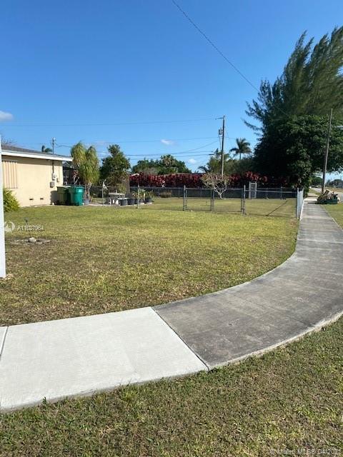 Homestead, FL 33030,972 NW 10th St