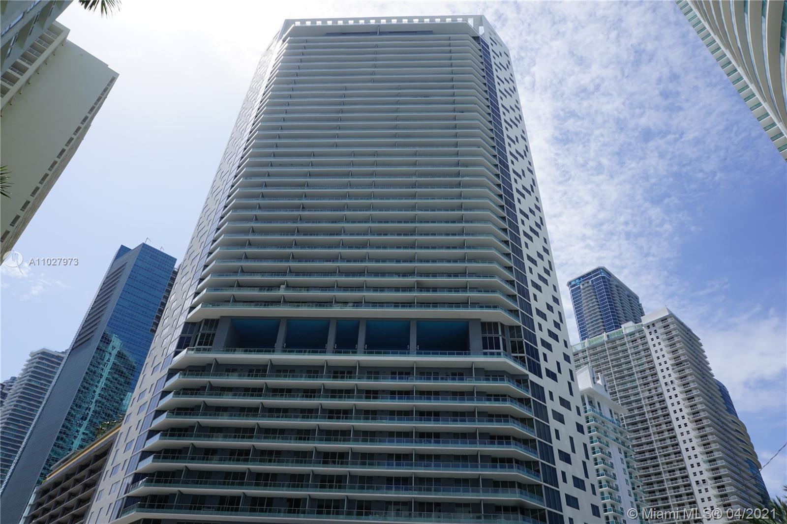 1300 Brickell Bay Dr #3304, Miami, FL 33131