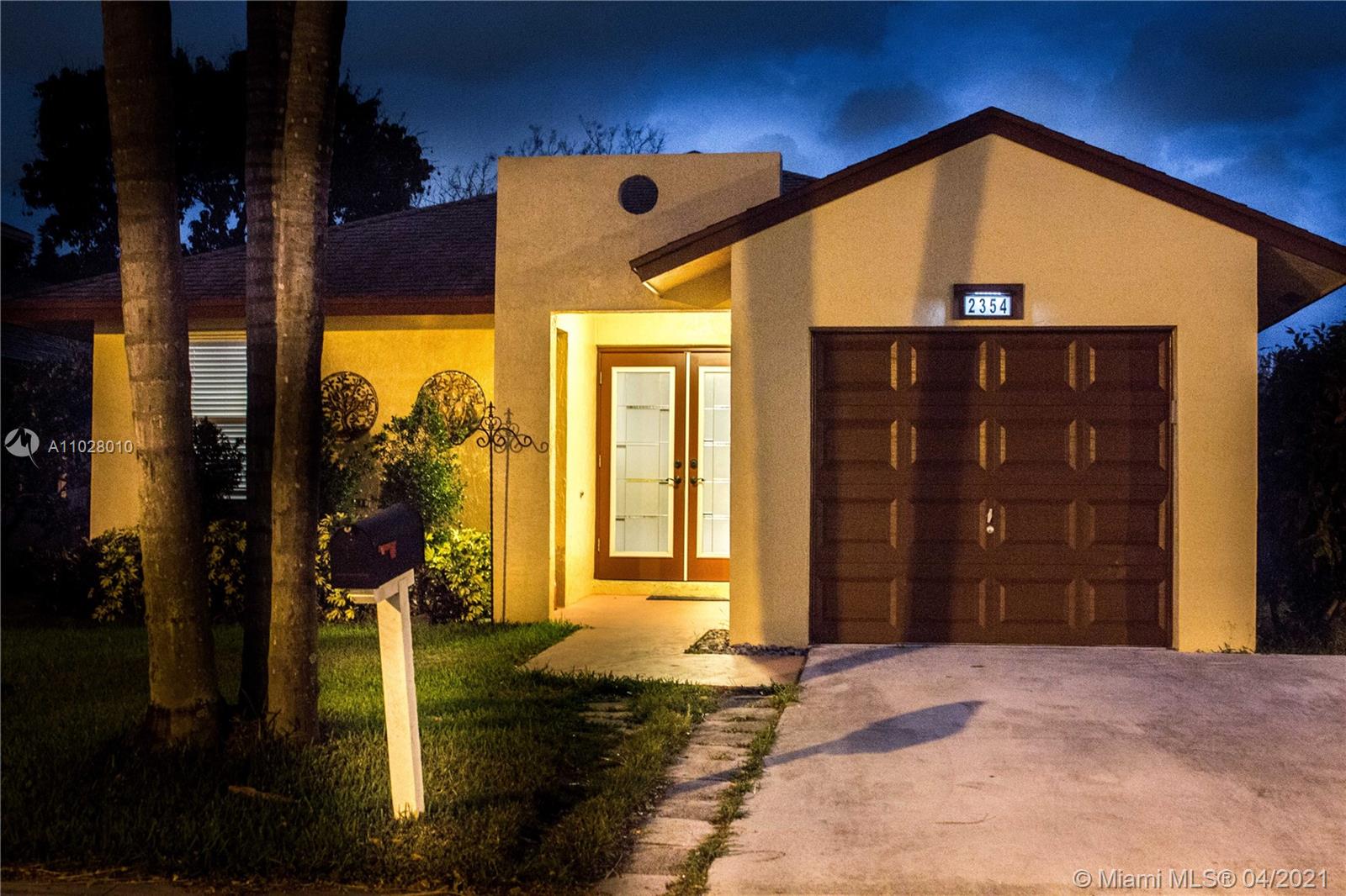 2354 NW 34th Rd, Coconut Creek, FL 33066