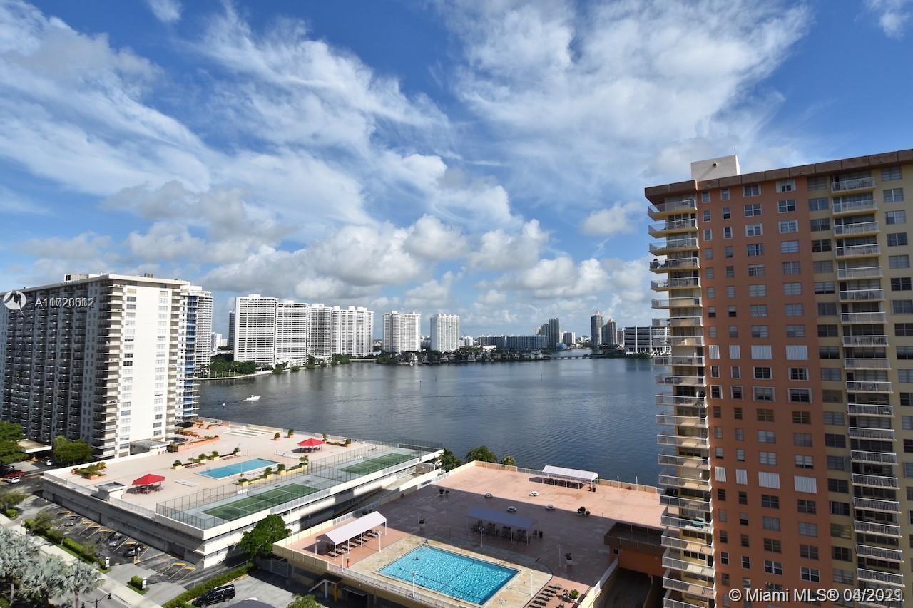 Sunny Isles Beach, FL 33160,250 174th St #2011