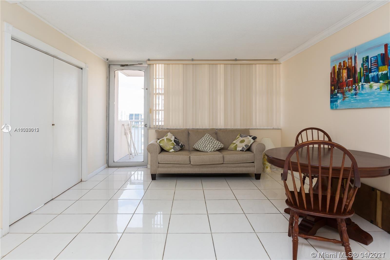 Sunny Isles Beach, FL 33160,250 174th St #2011