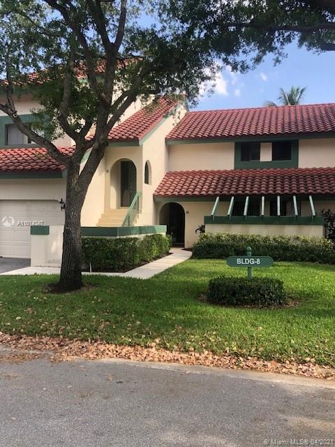 8 E Lexington Ln E #B, Palm Beach Gardens, FL 33418